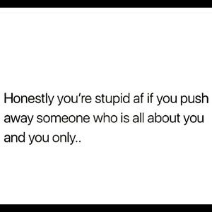 Meet your Posher, Dominique